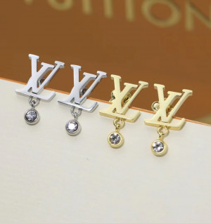 루이비통 이딜 블라썸 LV 스터드형 귀걸이 Q96495 (3COLOR)