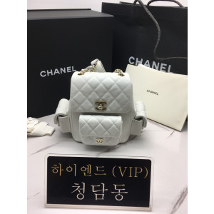 샤넬 23K 듀마 백팩 쓰리포켓 스몰 카프스킨 캐비어 (하이엔드급)