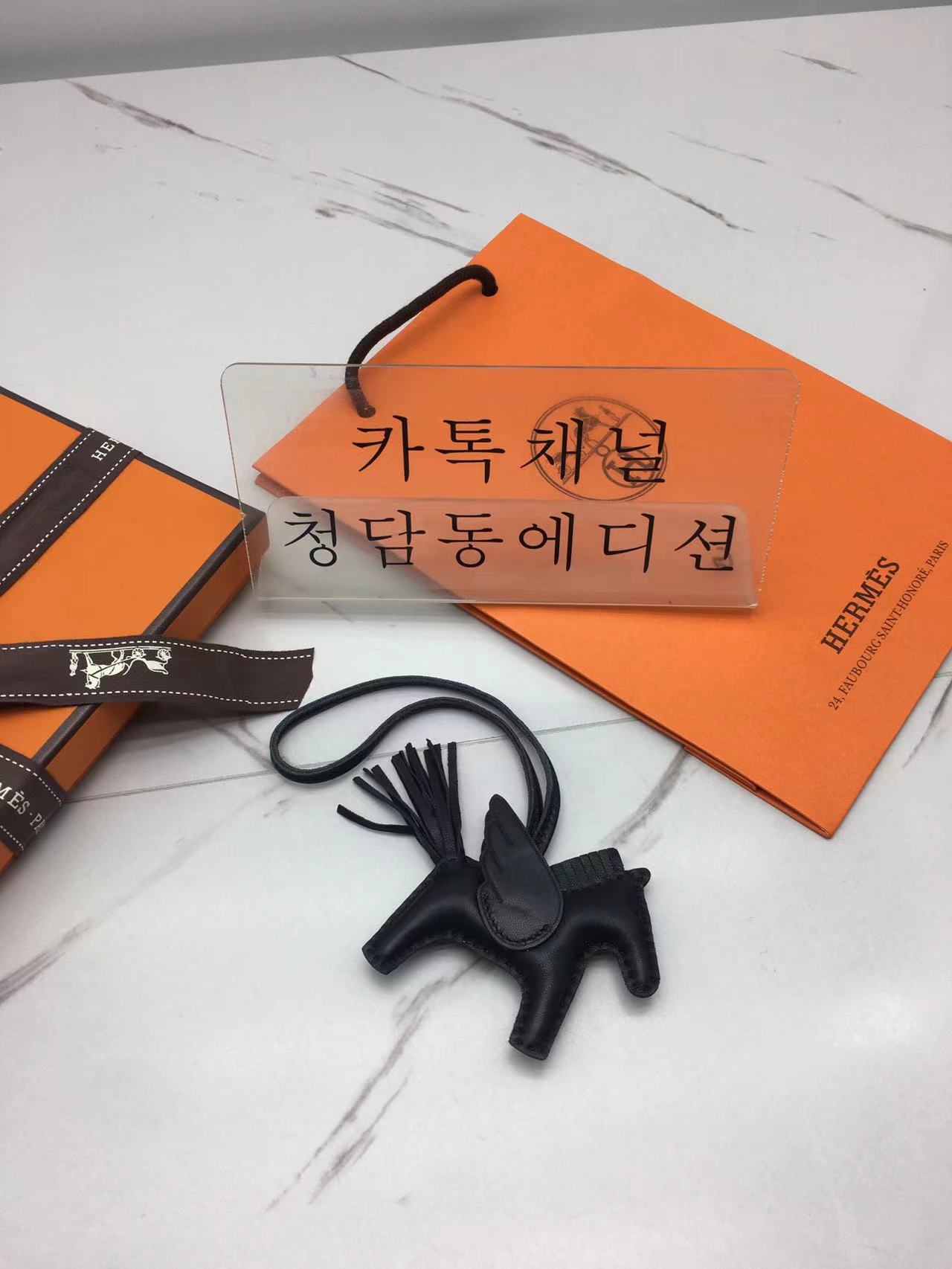 에르메스 로데오 페가수스 PM 말참 (12COLOR)