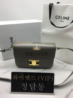 셀린느 클래식 트리오페 샤이니 카프스킨 페블