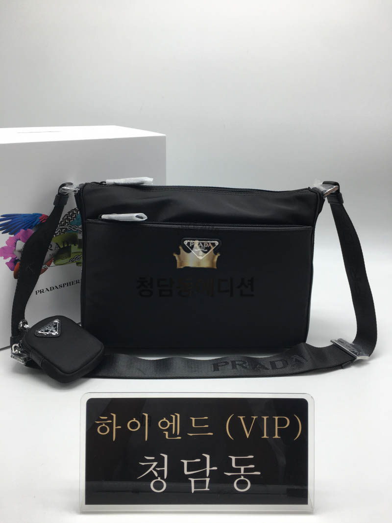 프라다 리나일론 백 1BC421-RV44-F0002-D1M