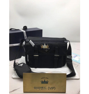 프라다 리나일론 숄더백 1BD953