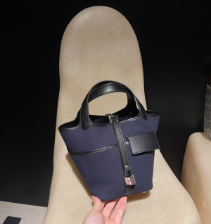 에르메스 피코탄18 캔버스 올수공 은장 (컬러 네이비)