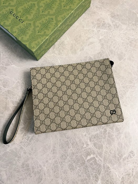 구찌 GG 디테일 파우치 768255