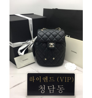 샤넬 24SS 어반스피릿 백팩