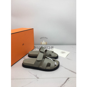 에르메스 시프레 샌들