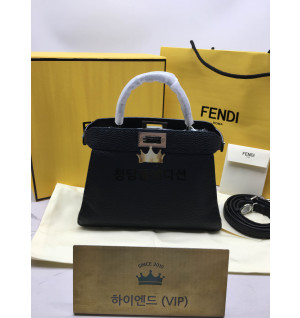 펜디 피카부 I SEE U 스몰 (은장)