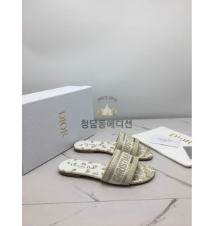 디올 디웨이 슬리퍼 최고퀄