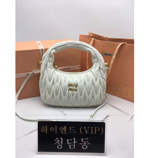 미우미우 MIU MIU 완더 마테라쎄 호보백 미디움