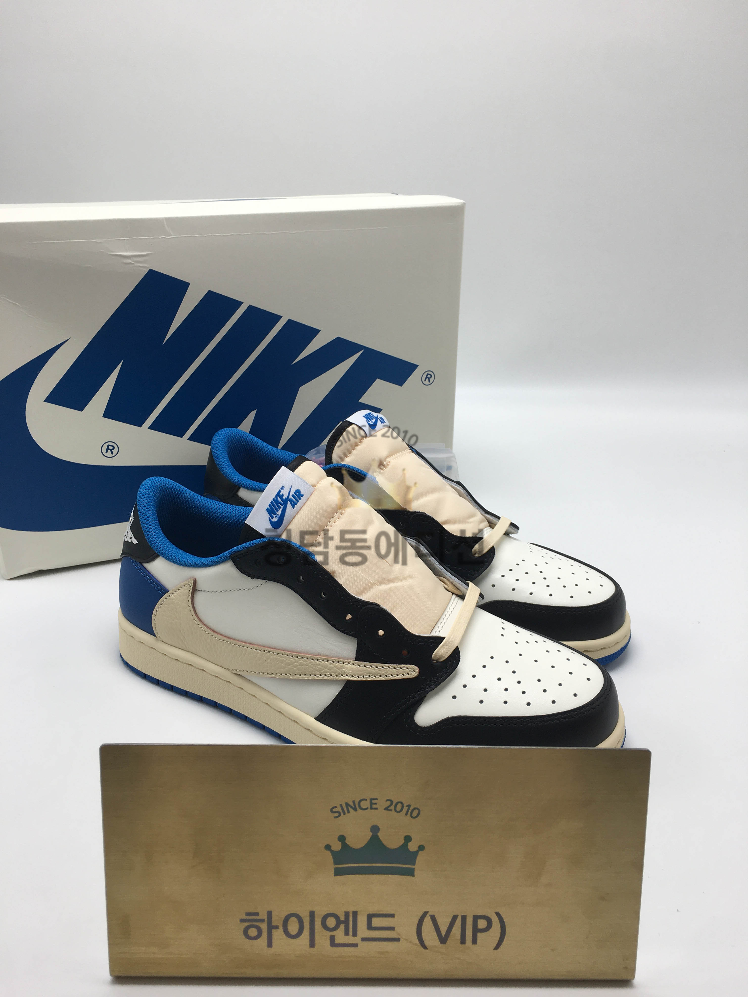 나이키 조던1 스캇 프라그먼트 로우 (남녀공용)