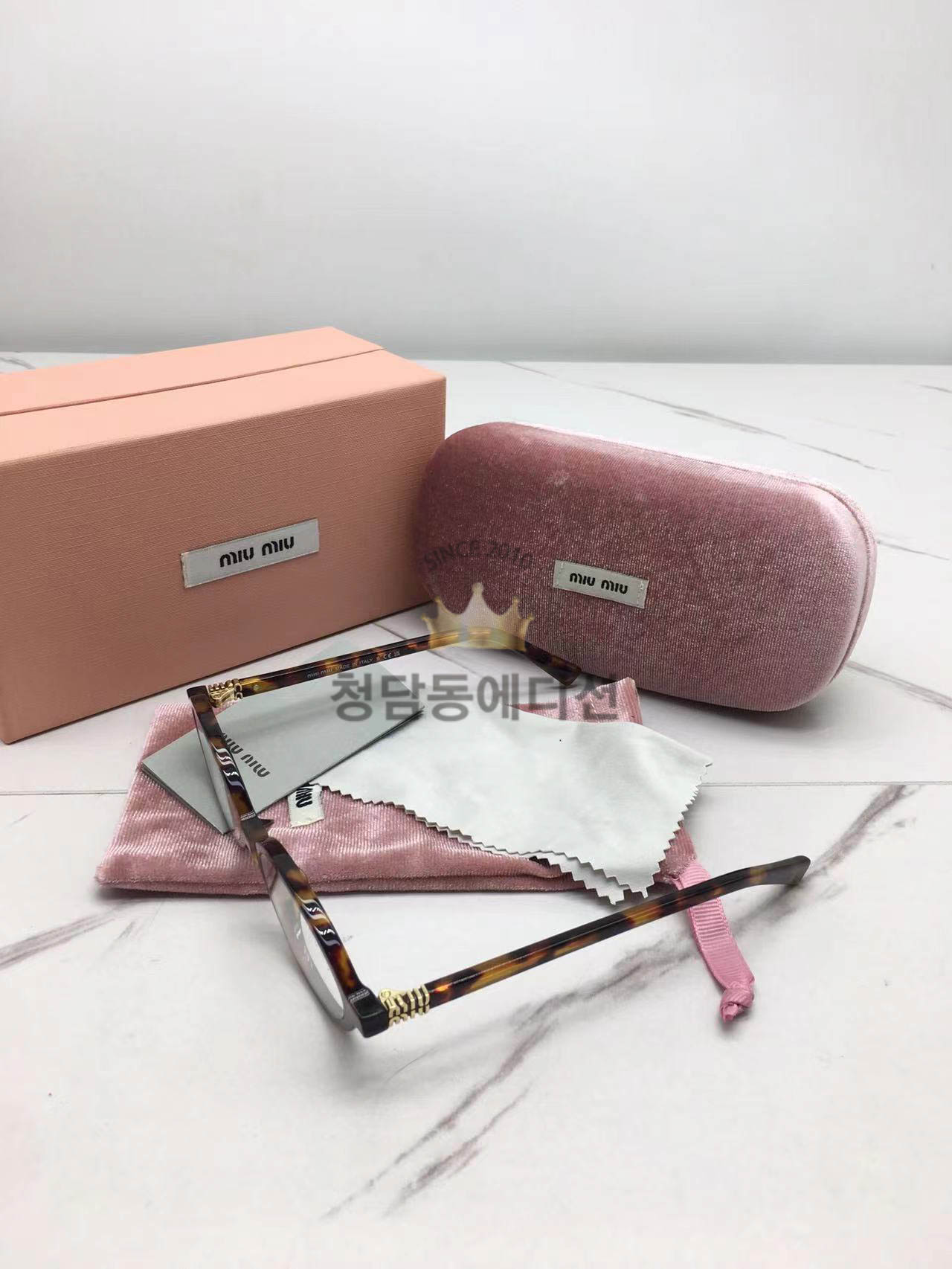 미우미우 리가드 안경 (컬러 블랙, 호피)