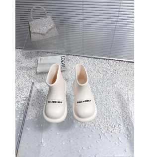 발렌시아가 레인부츠