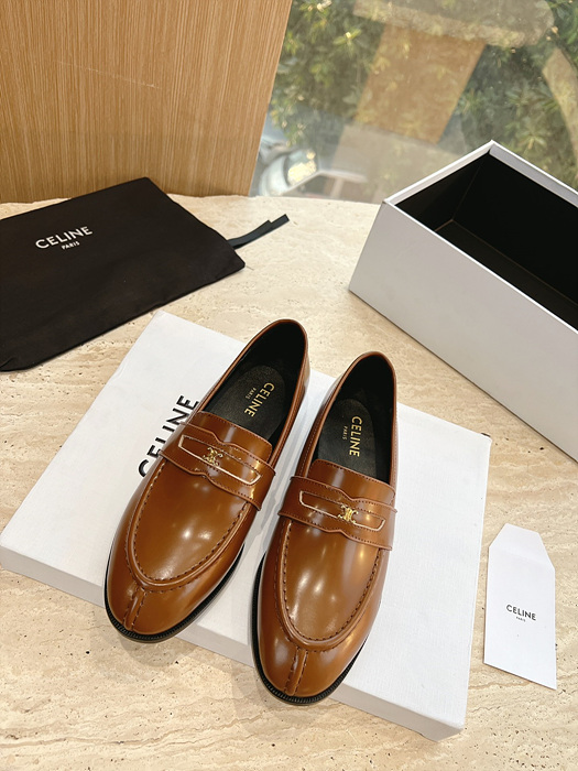 셀린느 23ss 트리오페 로퍼