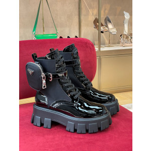 프라다 23ss prd 브러시드 레더 나일론 모노리스 파우치 부츠