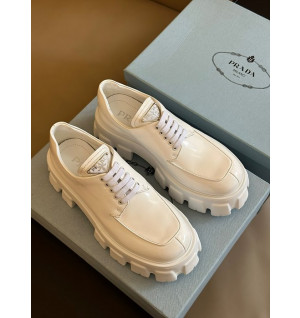 프라다 23ss 로퍼