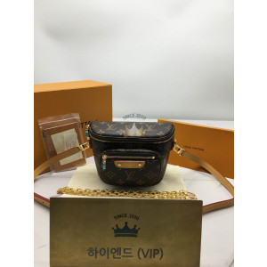 루이비통 미니 범백 크로스백 모노그램 M82335