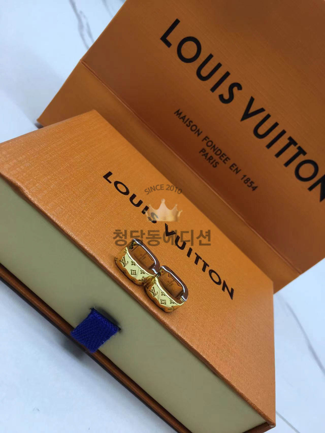 루이비통 나노그램 귀걸이