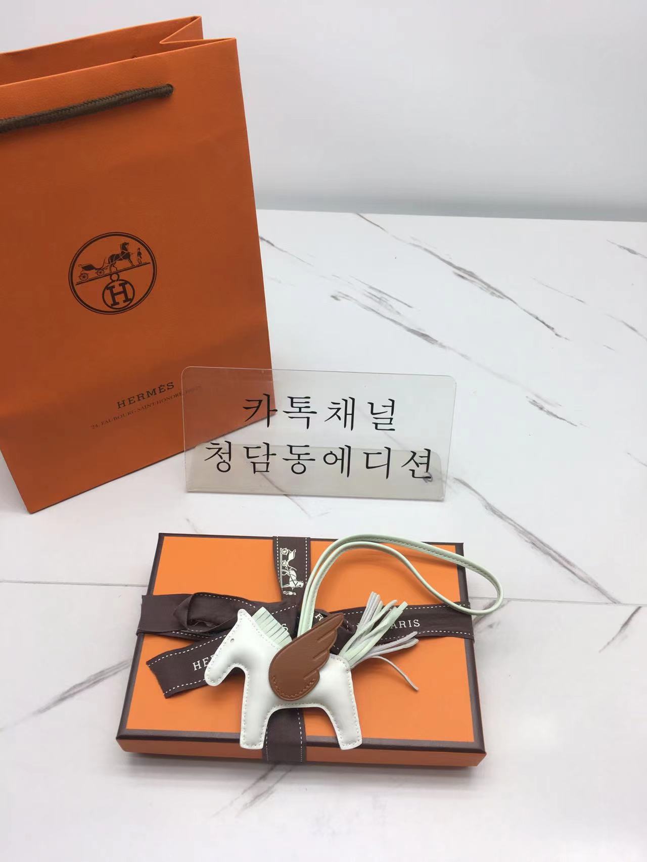 에르메스 로데오 페가수스 PM 말참 (10COLOR)