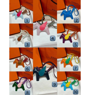 에르메스 로데오 페가수스 PM 말참 (10COLOR)