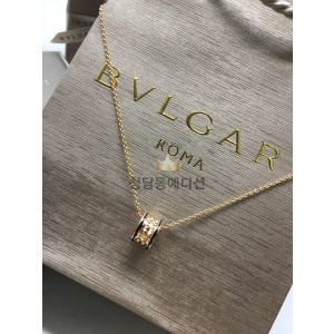 불가리 비제로원 스터드 목걸이 (V-gold소재)
