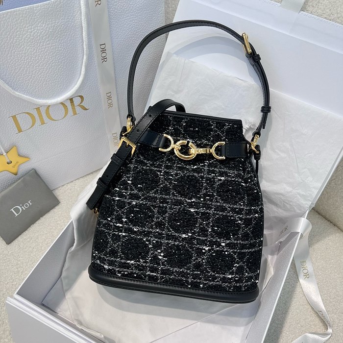 디올 CD C'EST 백 블랙 까나쥬 트위드 정품급