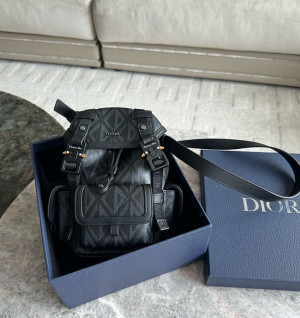 디올 CD HIT THE ROAD 미니 백팩 