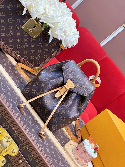 루이비통 몽수리 백팩 BB M45502