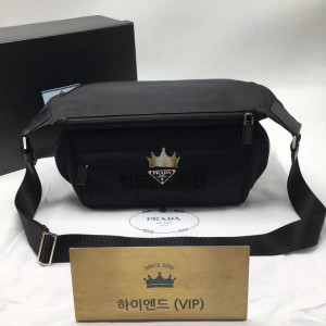프라다 바이커백 미디움 2VH994 [upgrade ver.]