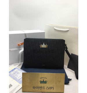 디올 트라이앵글 파우치 2ESCA483