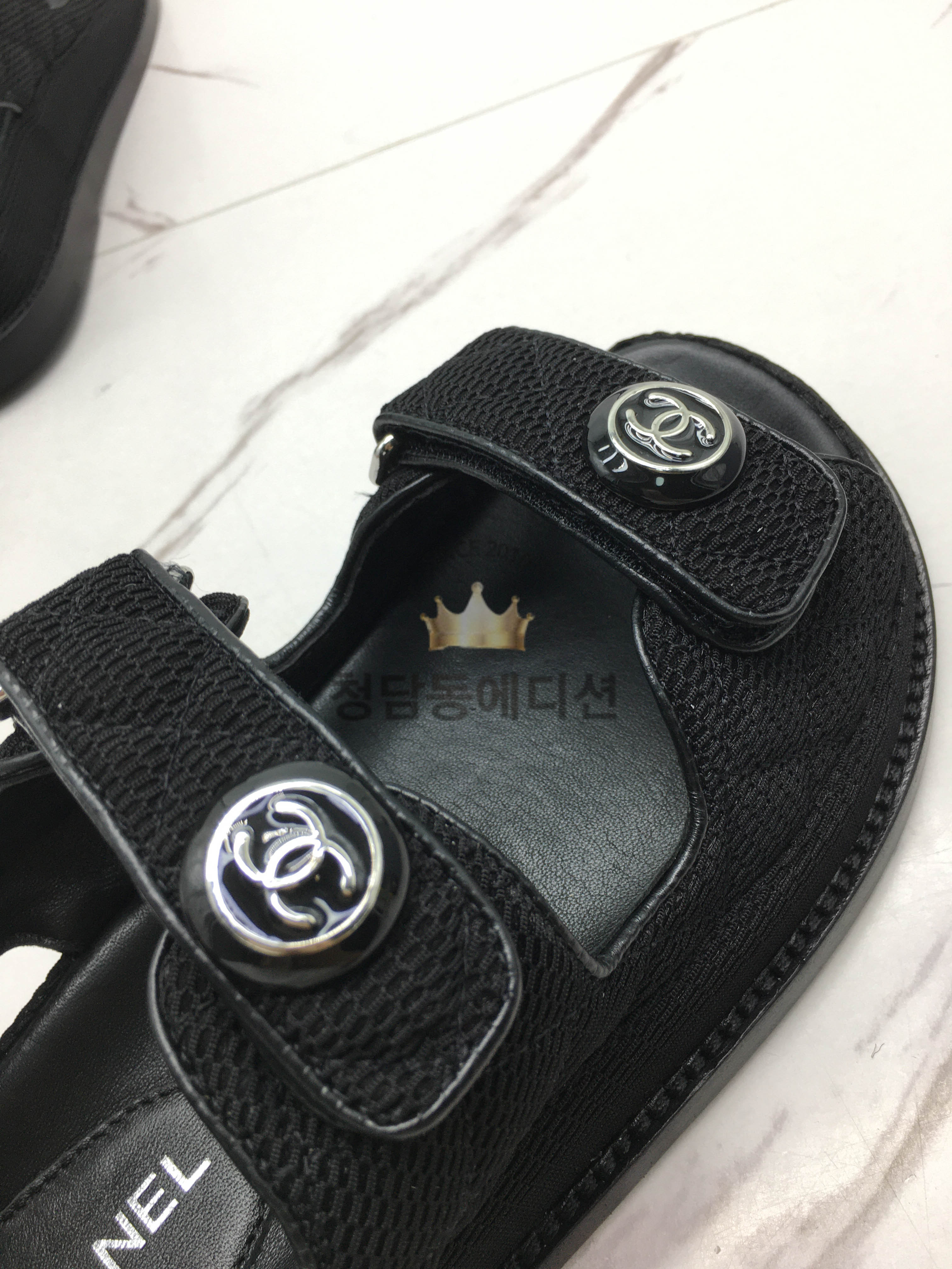 샤넬 벨크로 샌들