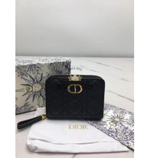 디올 카로 스칼렛 지갑 (컬러 블랙)