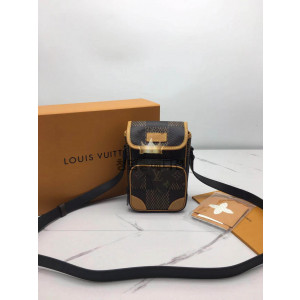 루이비통 니고 x 아마조네 메신저백