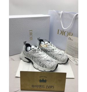 디올 VIBE 스니커즈