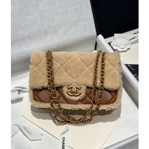 샤넬 램스킨 시어링 플랩백 AS5149