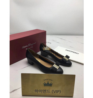 페라가모 바라 네로 펌프스