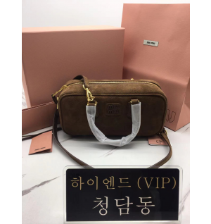 미우미우 MIU MIU 소프티 패디드 아르카디 27CM (스웨이드)