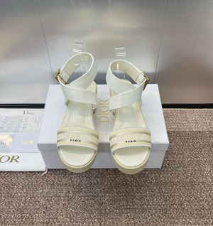 디올 디웨이 샌들