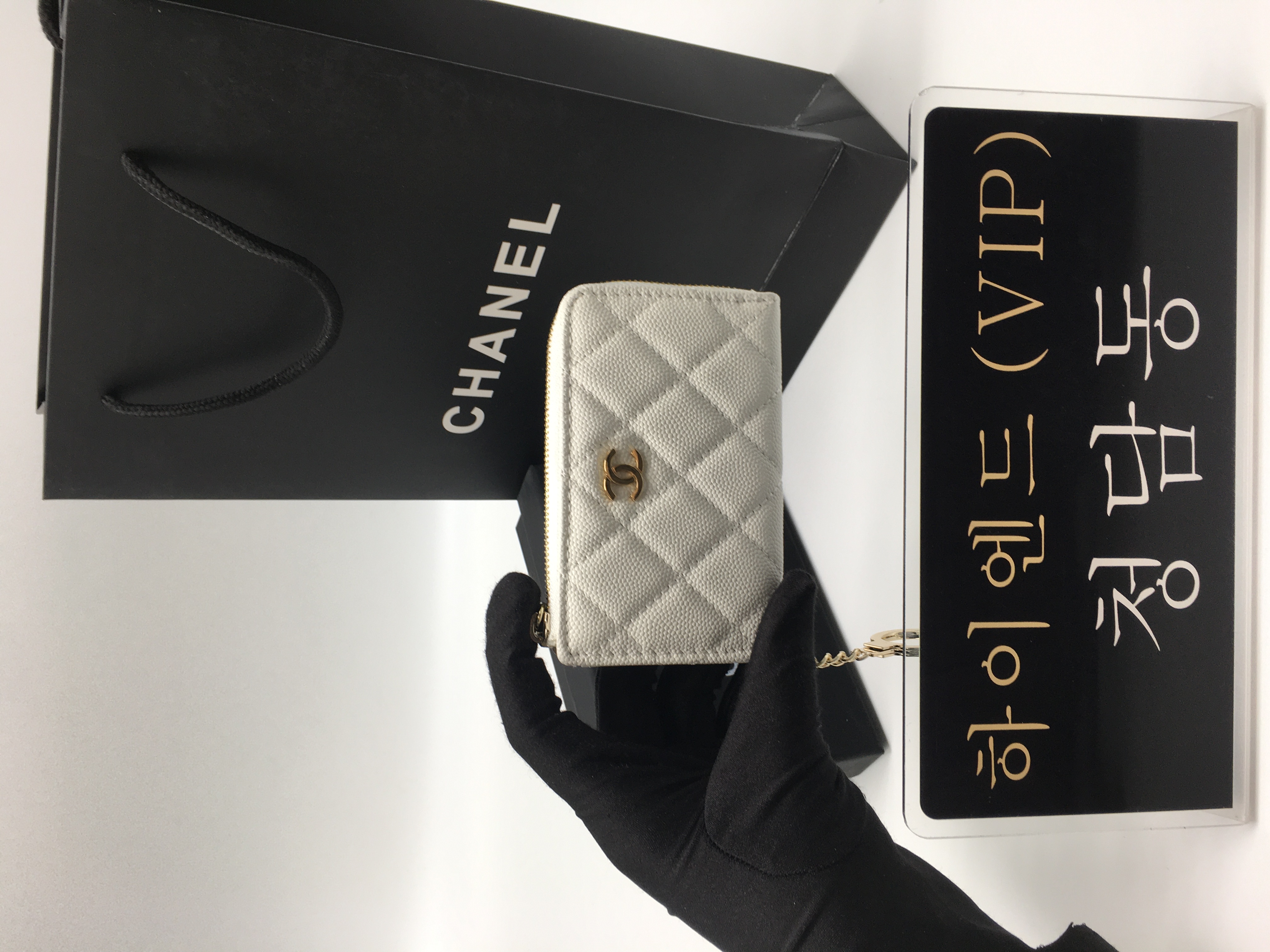 샤넬 클래식 캐비어 CC로고 키링 지퍼 카드지갑