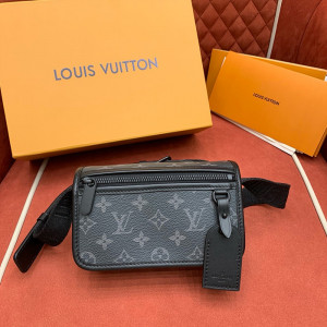 루이비통 보스포어 웨어러블 월릿 M12599