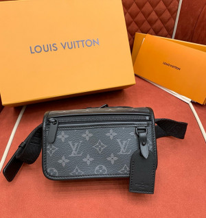 루이비통 보스포어 웨어러블 월릿 M12599