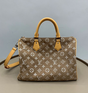 루이비통 스피디 P9 반둘리에 40 (upgrade ver.)