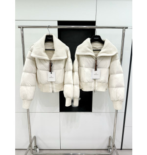 몽클레어 제이드아이트 쇼트 다운 패딩