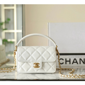 샤넬 24K 핸들 장식의 미니 플랩백