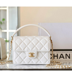 샤넬 24K 핸들 장식의 스몰 플랩백