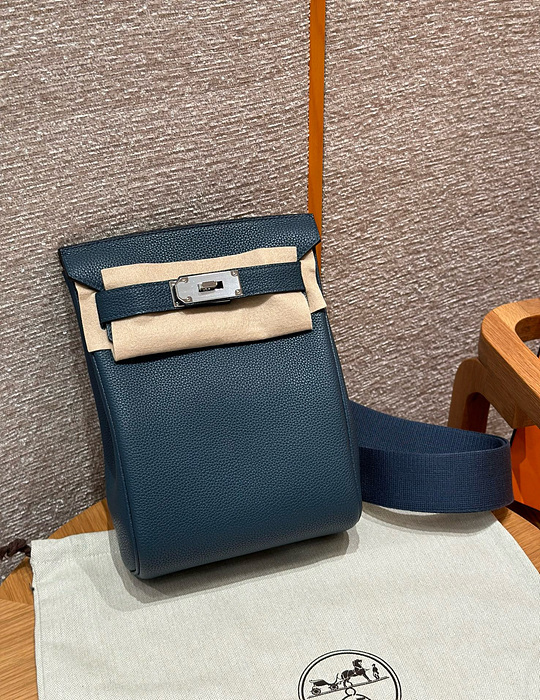 에르메스 핵아도 올수공 PM (컬러 bleu presse)