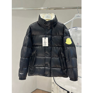 몽클레어 데보스 다운 패딩 (남성용)