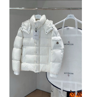 몽클레어 베제르 쇼트 다운 패딩 (남성용)