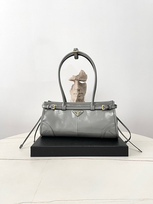 프라다 미디엄 가죽 핸드백 1BA426