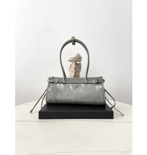 프라다 미디엄 가죽 핸드백 1BA426