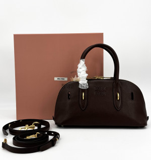 미우미우 아방뛰르 레귤러 나파 가죽 백